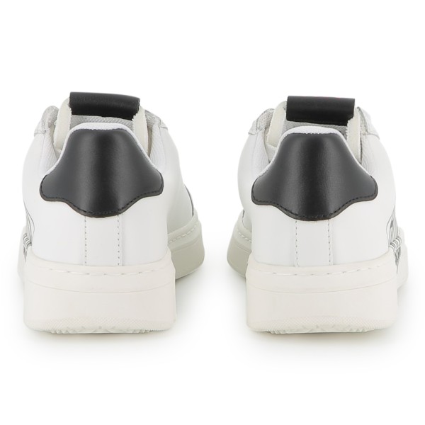 HUGO
Deportivas con cordones
