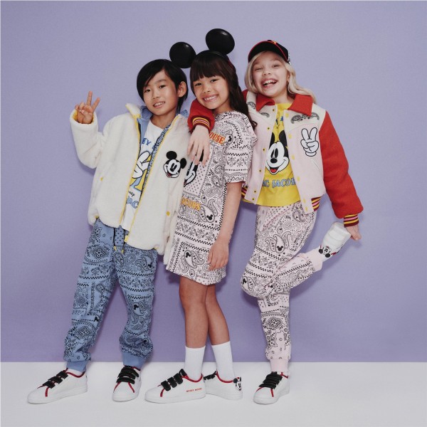 MARC JACOBS
Chaqueta de tela afelpada