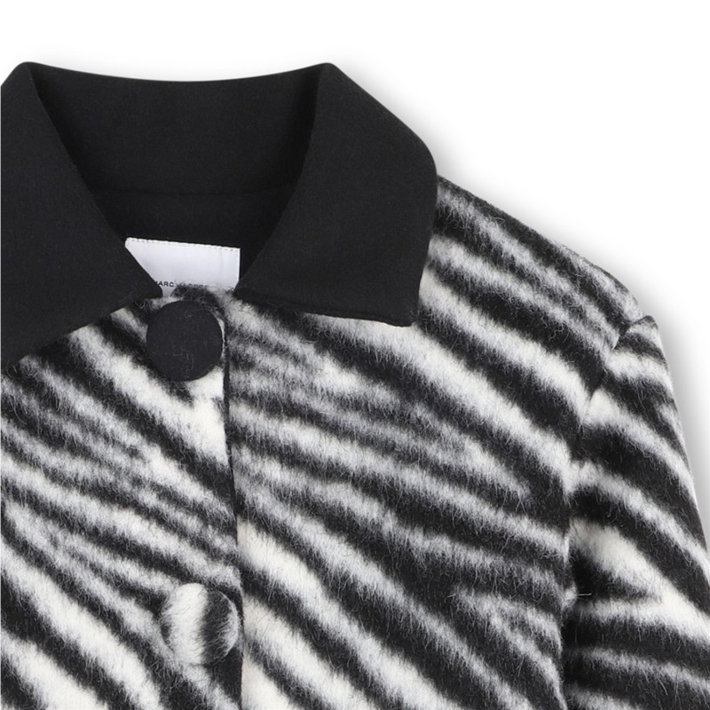 MARC JACOBS
Abrigo largo con patrón completo de cebra