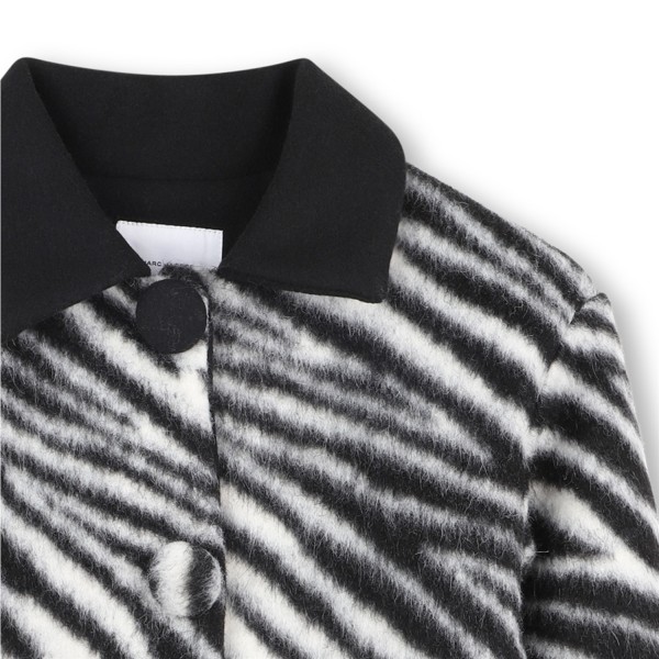 MARC JACOBS
Abrigo largo con patrón completo de cebra