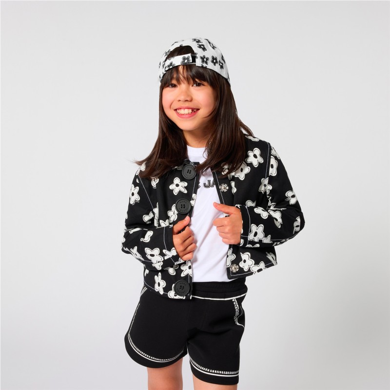 CHAQUETA CON ESTAMPADO FLORAL NEGRO
