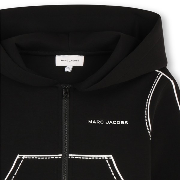 CHAQUETA CON CAPUCHA NEGRO