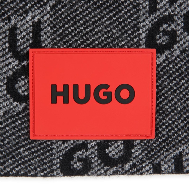 HUGO
Gorro de punto y cuadros
