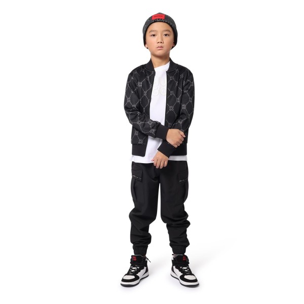 HUGO
Gorro de punto y cuadros
